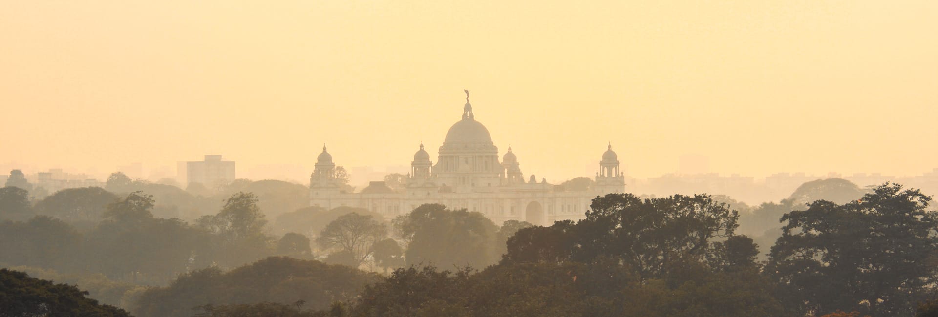 Where to travel in Bengal and Eastern India - Kolkata (Calcutta Victoria Memorial) © Bennetts