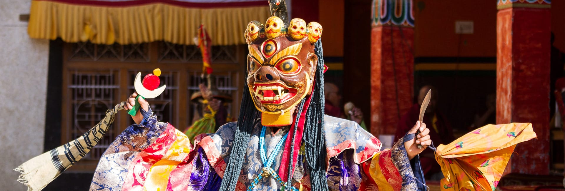 Where to travel in Ladakh - Lamayuru and the Sham Valley (Lamayuru Cham Dance Festival) India DT 80261203