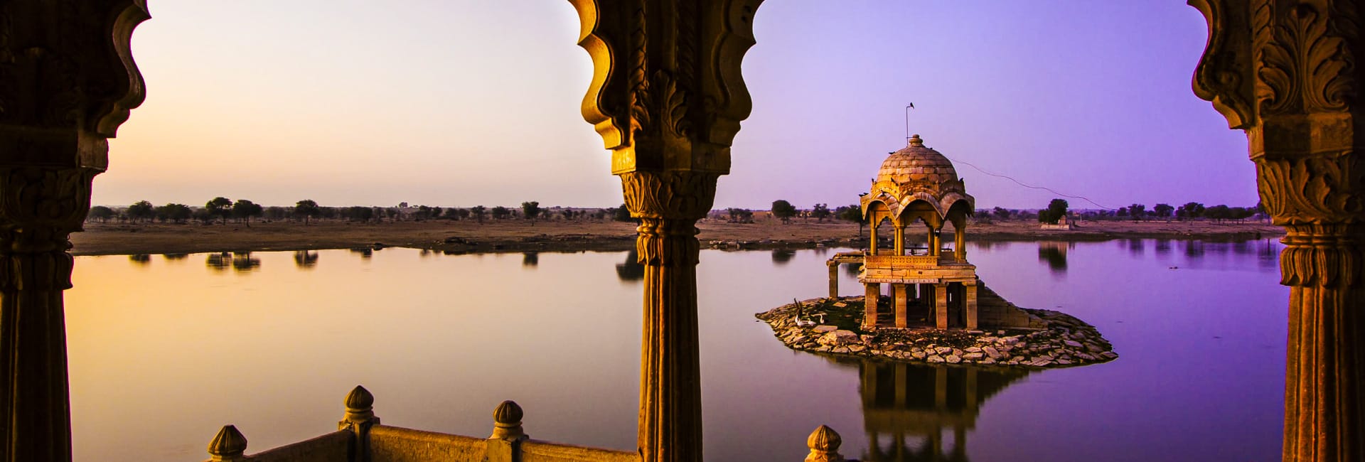 Where to travel in Rajasthan - Jaisalmer (Gadi Sagar (Gadisar) Lake) India DT 39186342