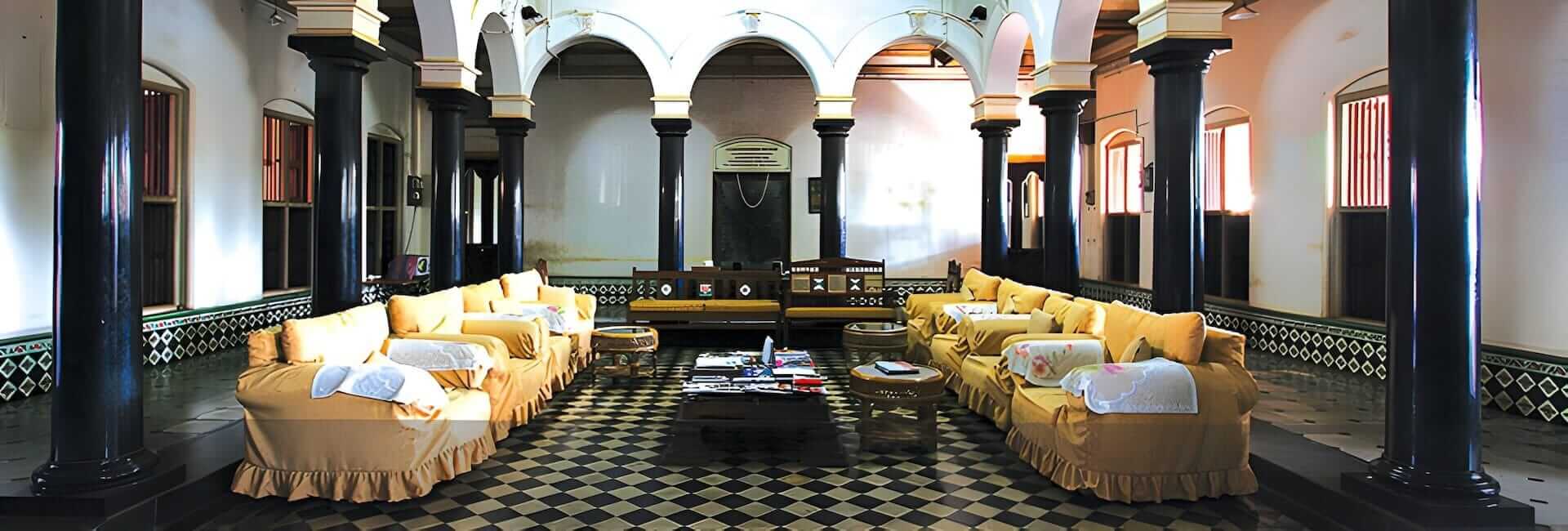 Chettinadu Mansion Chettinad Tamil Nadu India (Living room) 2